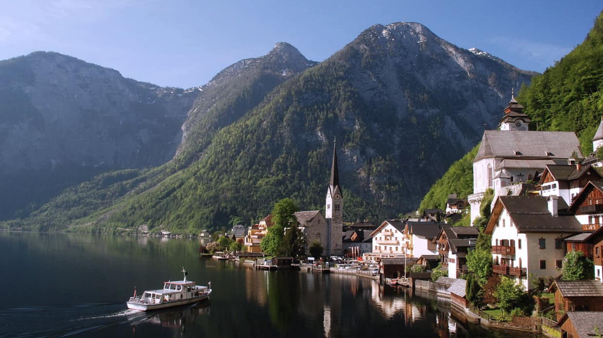 Vandra Hallstatt Dachstein Salzkammergut Austria Travel