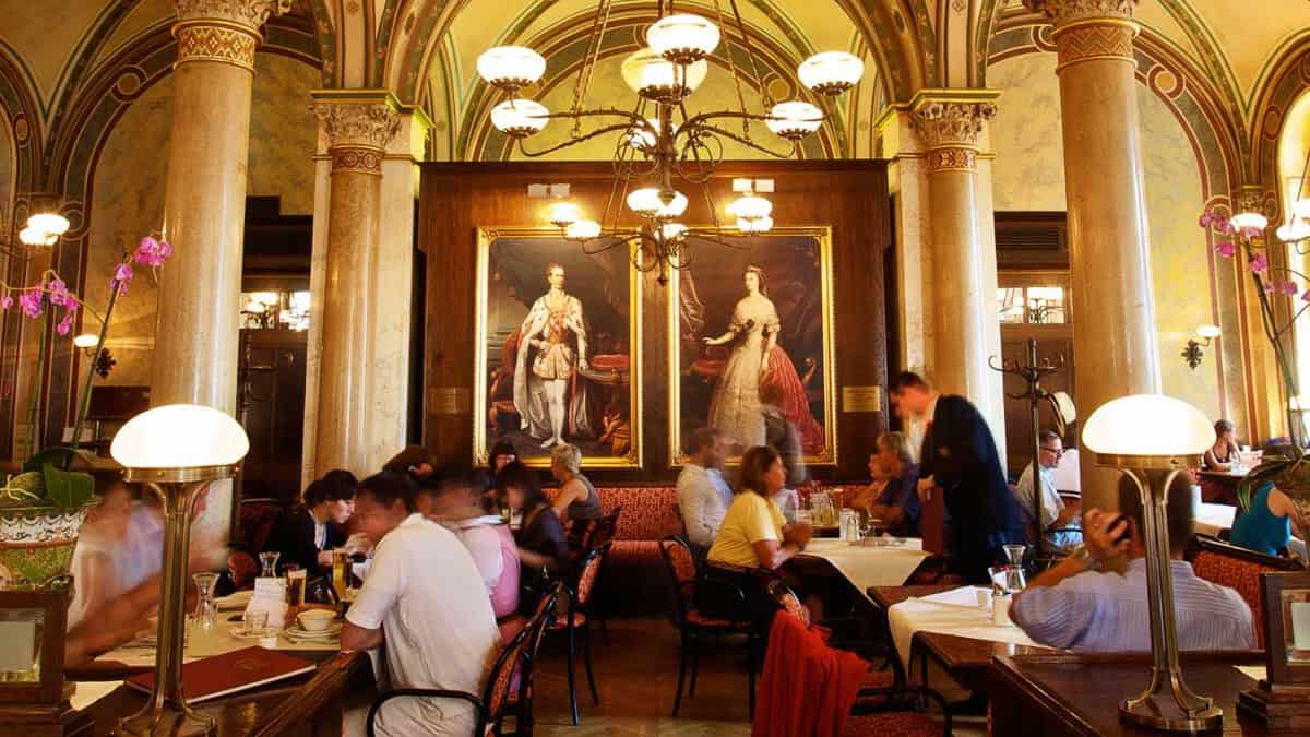 Café Central Wien tips bra att veta