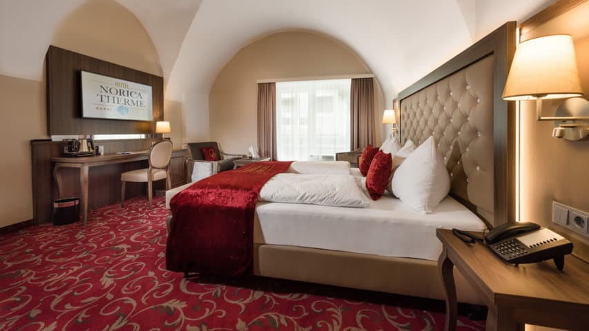 Skidsemester i Bad Hofgastein med Austria Travel - Hotel Norica - Dubbelrum2