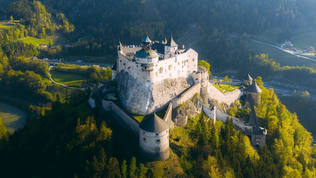Sevärdhet Borgen Hohenwerfen