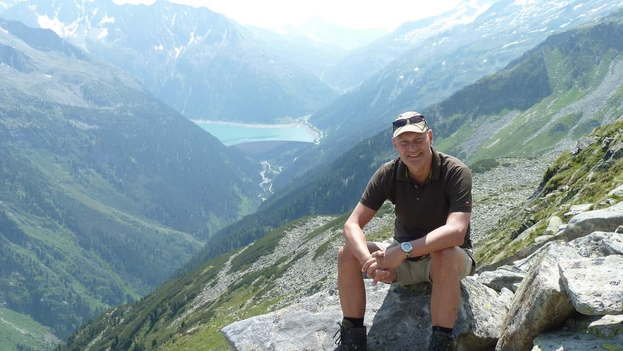 Manfred Rusner vandrar i Zillertal på Berliner Höhenweg