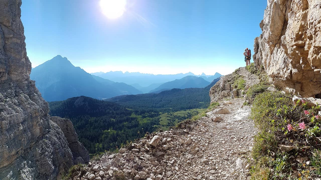 Vandra i Dolomierna på Alta Via 1