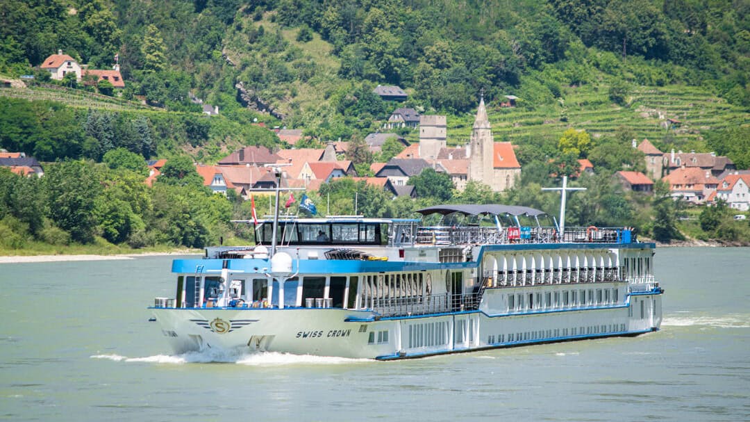 Flodkryssningsbåtar på Donau Austria Travel