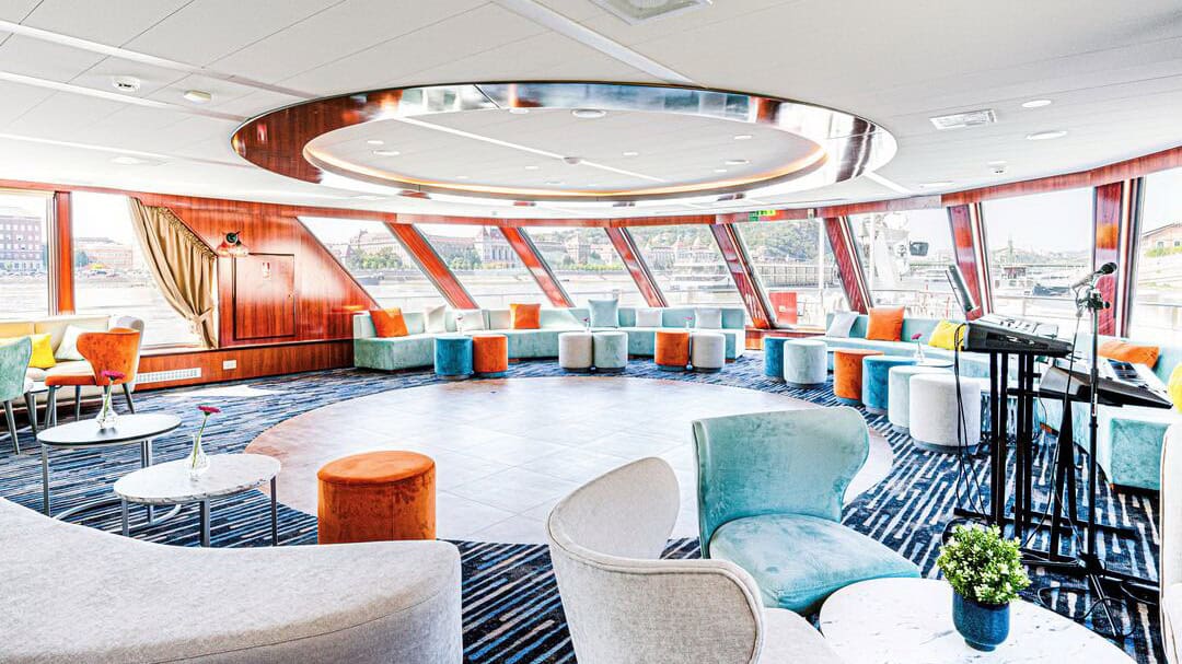 MV Vivienne - Lounge och Panoramabar