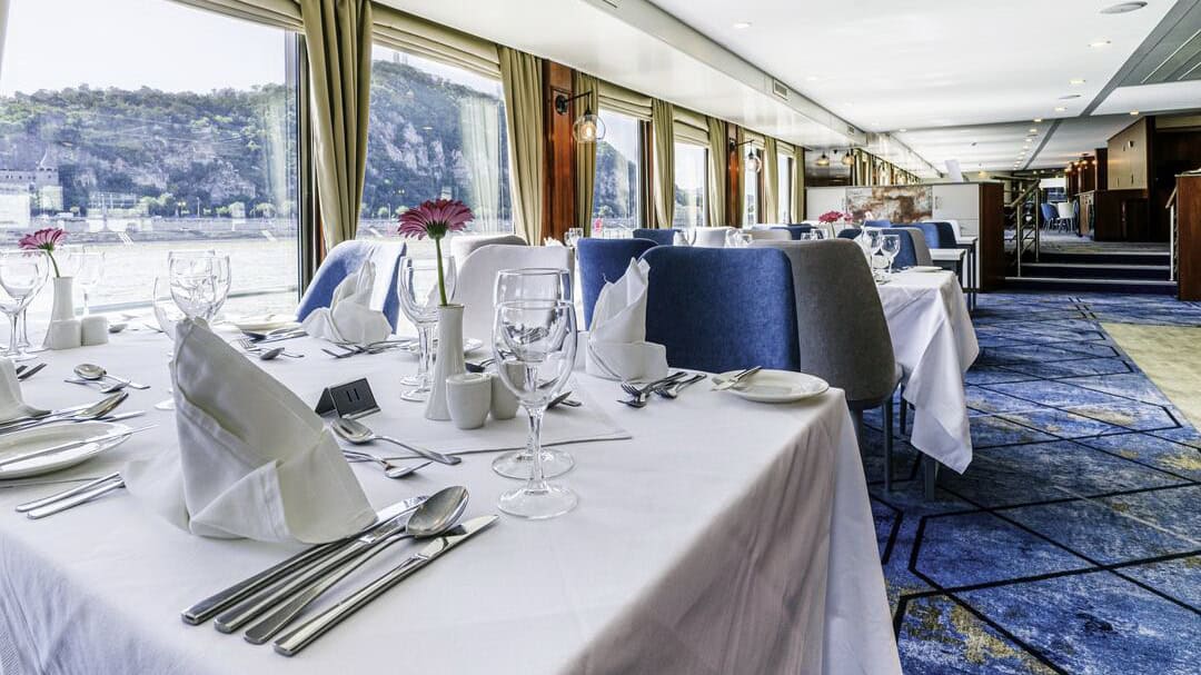 MV Vivienne - Restaurang