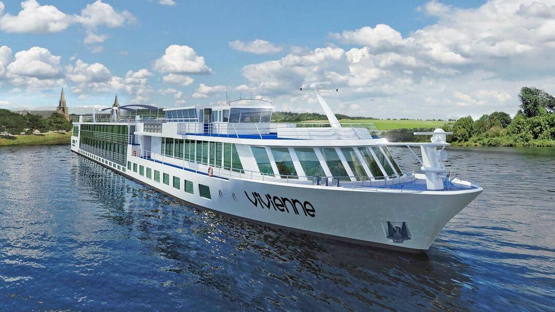 Båtcykling på Donau med MV Vivienne